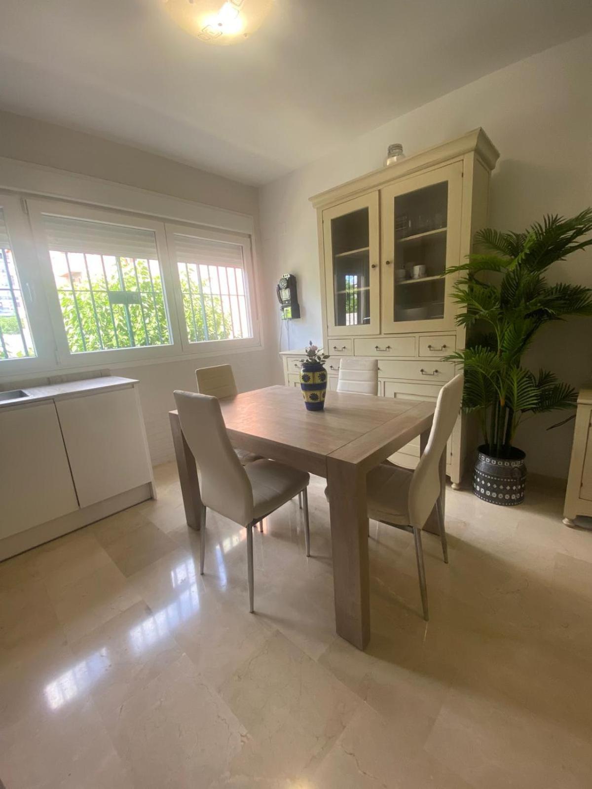 Nervion Luxury Sevilla Bagian luar foto